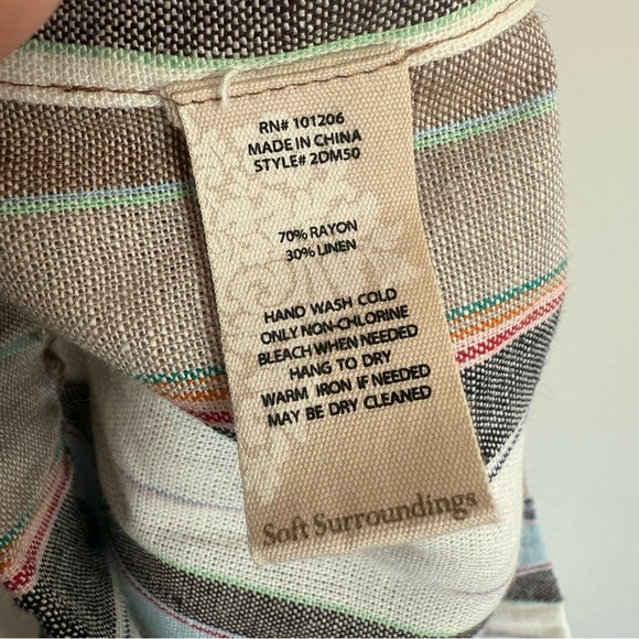 SOFT SURROUNDINGS L Sera Cropped Pants Striped Linen Blend Button Sides Large - Picture 11 of 11